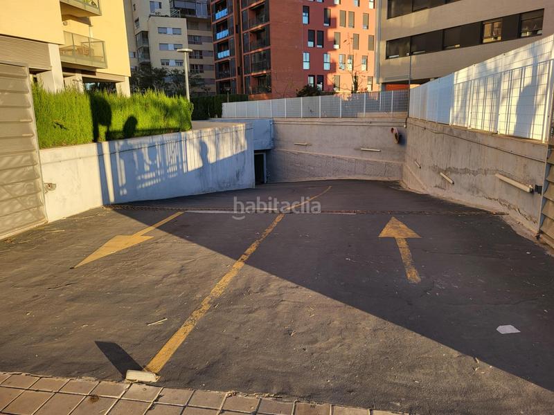 Foto 320a7f86-406a-435c-a95e-a7e21818856a. Posto auto in Sant Pau Valencia