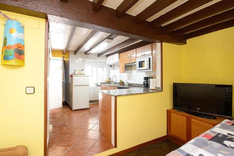 Foto cc16780e-f9d8-4d81-aa35-813770fc74a1. Casa en lg casomera 13 polígono 111 parcela 818 33681 all 13 casa casona histórica siglo xvi anexa terraza con barbacoa casomera, concejo asturias en Aller
