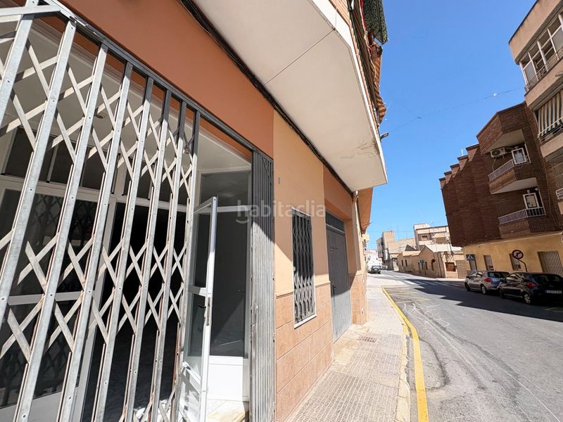 Foto a3d25bca-379b-4632-9713-d3df3587e510. Local comercial a Albatera