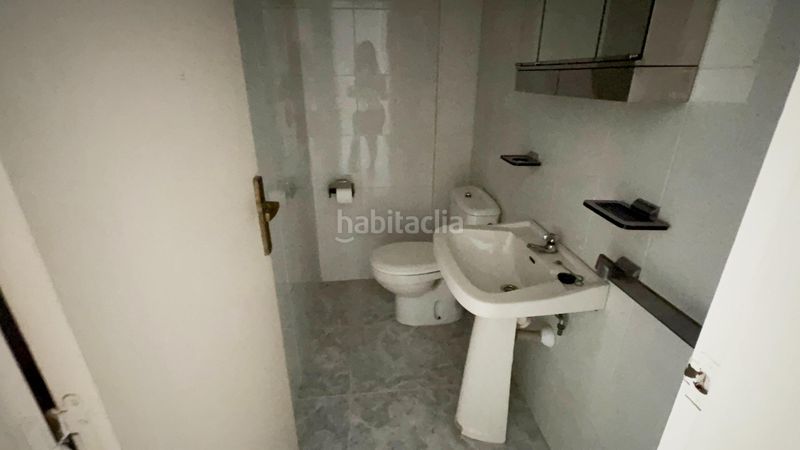 Foto f759d845-8c63-4460-8fec-804219bdfc79. Local comercial a Albatera
