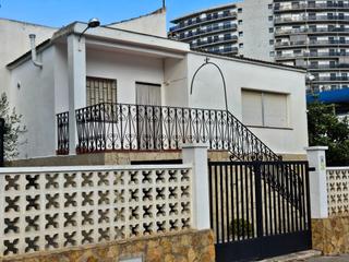House in Ampolla (L´). Casa en lampolla con 3 habitaciones