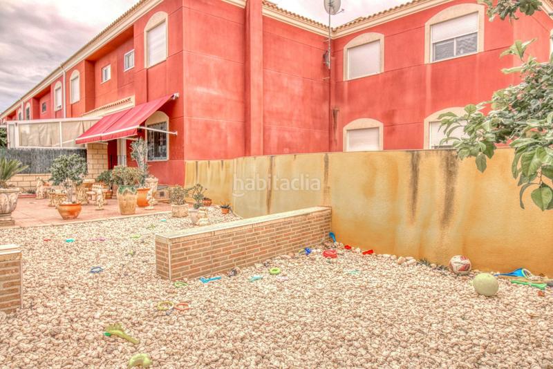 Foto 8c2cfa0a-b09a-4275-83c3-40e8556424c6. Chalet avec parking dans Albatera