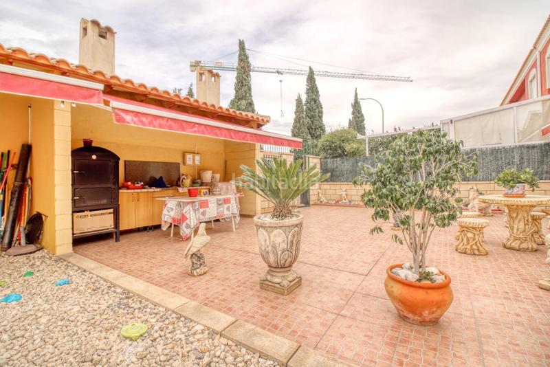 Foto 97c3ea0b-0cfc-4189-a845-6b04216fcf67. Chalet avec parking dans Albatera