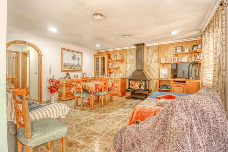 Foto c1dd7741-37a5-4342-ad35-be4697dadcc4. Chalet avec parking dans Albatera