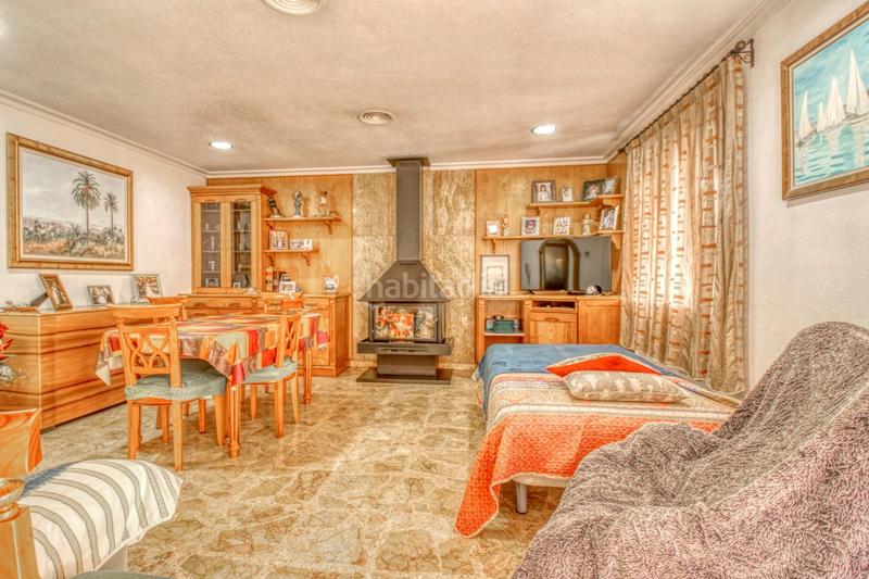 Foto e4c21e2e-ecc1-4db3-99db-8a4f235fc4de. Chalet avec parking dans Albatera