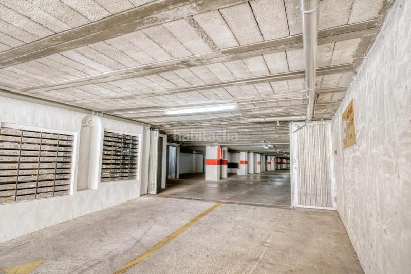 Foto 9e2e12e8-20bd-4533-ba73-ca63328a6170. Aparcament cotxe a Calas Santiago Bernabeu Santa Pola