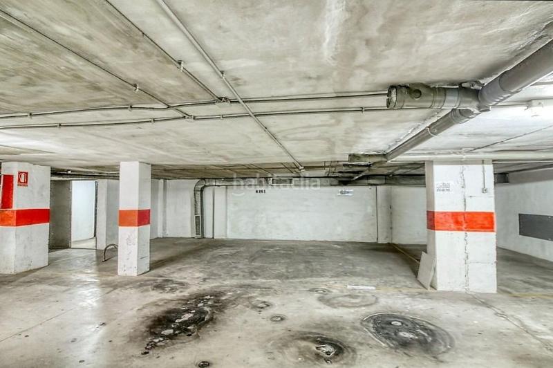 Foto de81812e-80f7-43a7-89bd-e77ac961304c. Aparcament cotxe a Calas Santiago Bernabeu Santa Pola