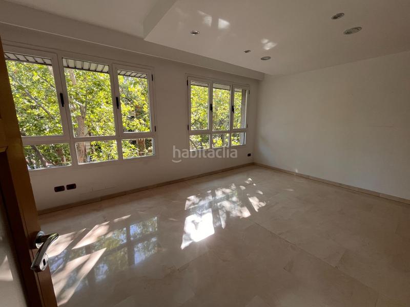 Foto 12e5c3c7-1d42-4815-abf5-b34f51dcab1d. Location bureau avec parking dans Argüelles Madrid