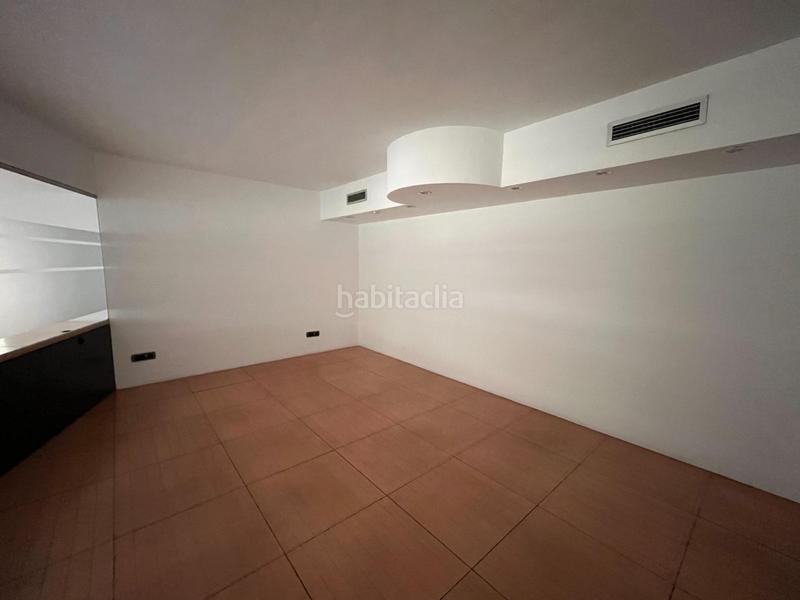 Foto 968d1d73-c5ee-4a05-9073-fc417b37de32. Location bureau avec parking dans Argüelles Madrid