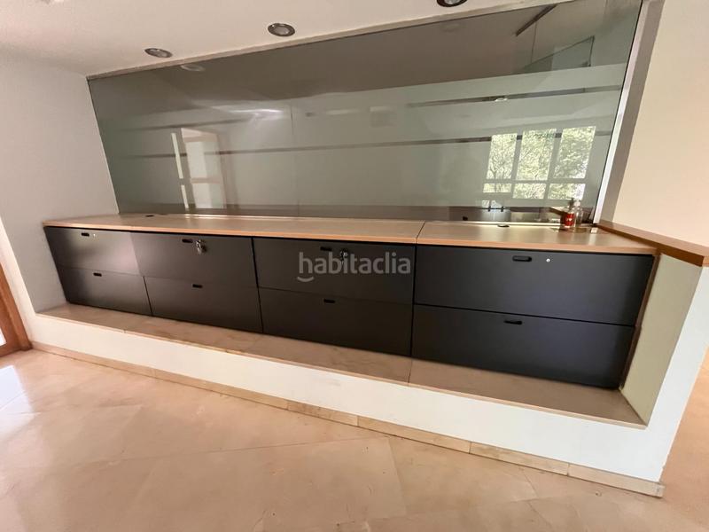 Foto a6f2470f-be67-403e-8728-640a94bf4d4e. Location bureau avec parking dans Argüelles Madrid