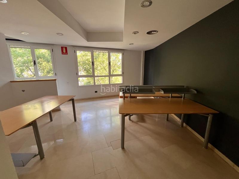 Foto c6c92702-c571-4c4e-8e2c-082ce49e5b6a. Location bureau avec parking dans Argüelles Madrid