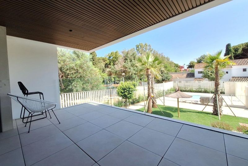 Foto ae22c6ca-17c4-4268-85d6-a06444250d2b. Pis amb calefacció aparcament piscina a Real de Zaragoza Marbella