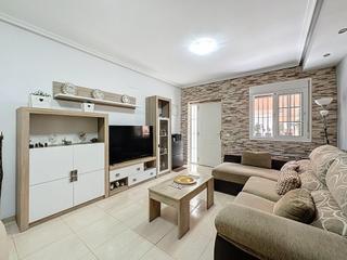 Casa adossada a Esperanza - Quemadero. Bonita casa en calle tradicional en el centro.