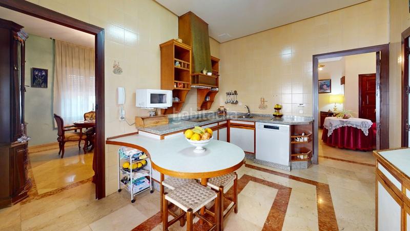 Foto 51627046-3a8e-499f-b7b5-4a3bdebc8b07. Xalet amb aparcament piscina a Trigueros