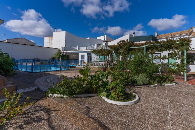 Foto 55b31787-e449-4b56-8317-78fc94820753. Xalet amb aparcament piscina a Trigueros