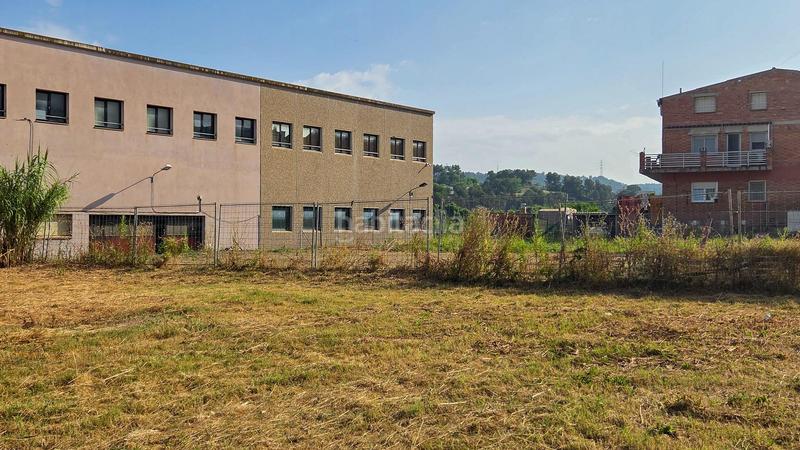 Foto 81886092-271f-43a7-b94e-82b93aacded1. Terrain résidentiel dans tallers 7 dans Navarcles