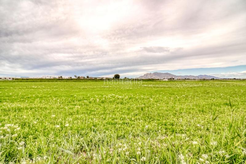 Foto f7f36e4f-e05f-40cc-96b1-09d4a88b7cb6. Terreno residencial terreno urbanizable en venta los zanjones en San Isidro