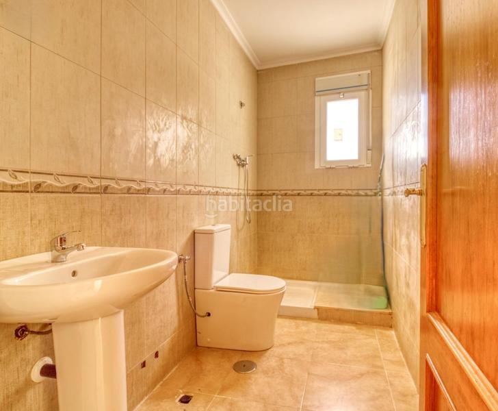 Foto 0f7d3ead-d7c5-4a3a-9555-e7a975f2ff9f. Casa adossada amb aparcament a Abanilla