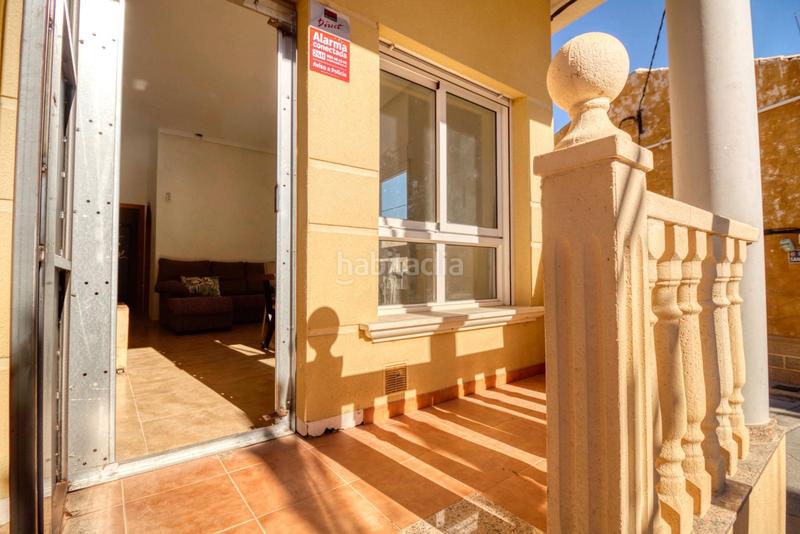 Foto 4daa07ff-2255-4bf8-ab3f-6ae00c4e6747. Casa adossada amb aparcament a Abanilla