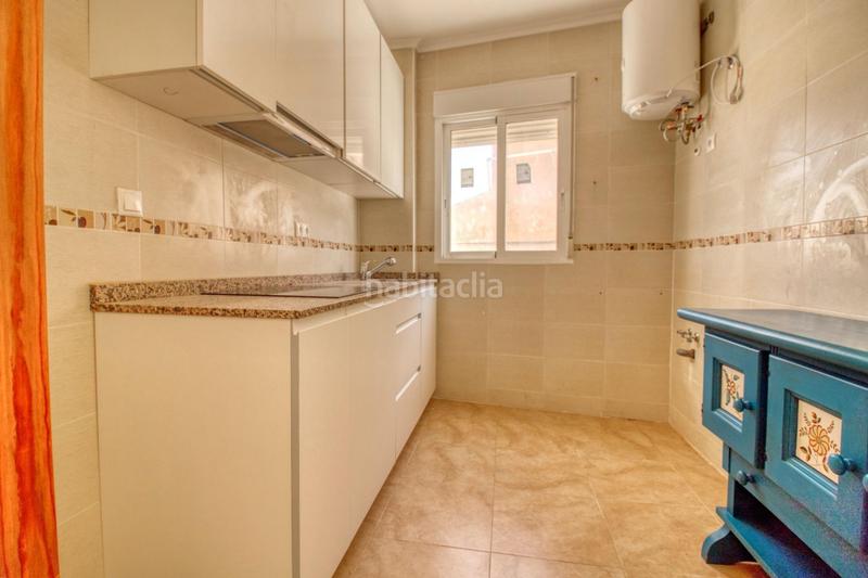 Foto 6f5d14ba-d118-46d4-ac29-ab5234008d4c. Casa adossada amb aparcament a Abanilla