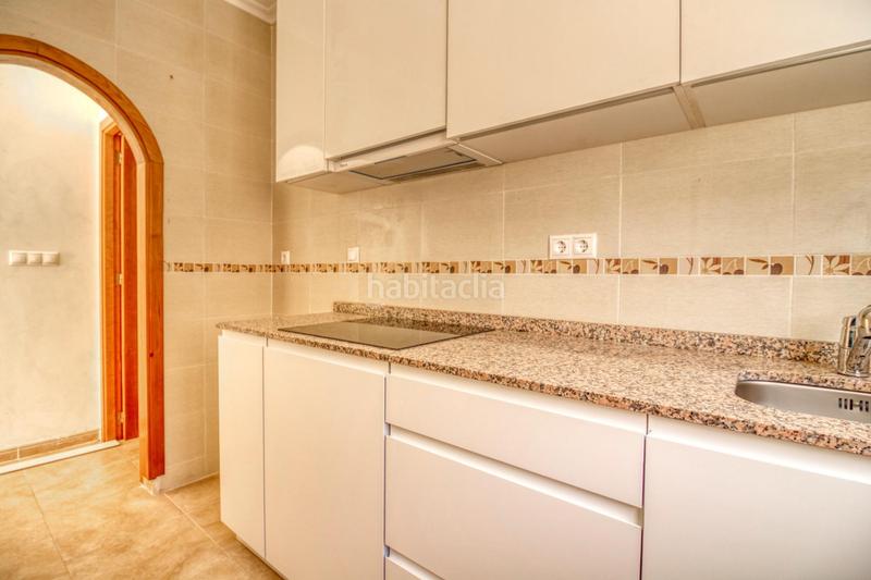 Foto a355868f-61f4-42fc-9b2e-6fa62267ce78. Casa adossada amb aparcament a Abanilla