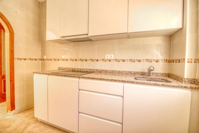 Foto de2db876-1fde-4a43-b63e-1b570c9b9c71. Casa adossada amb aparcament a Abanilla