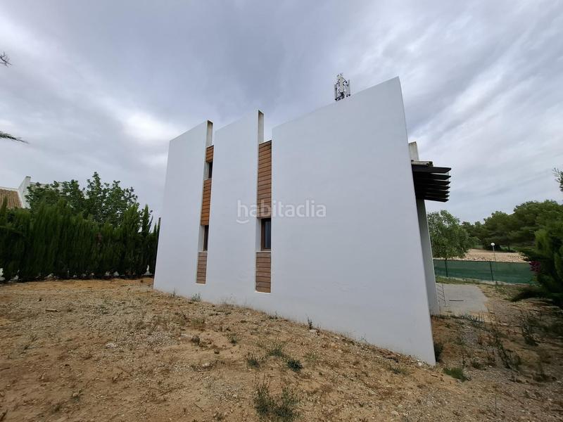 Foto 16f8082d-0f90-4572-b55c-d4921672ae99. Chalet con parcheggio piscina in El Bosque Chiva