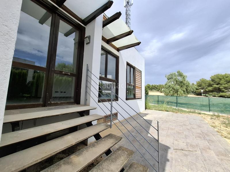 Foto 2c8cd3b4-1308-43fd-8769-93759d253182. Chalet con parcheggio piscina in El Bosque Chiva