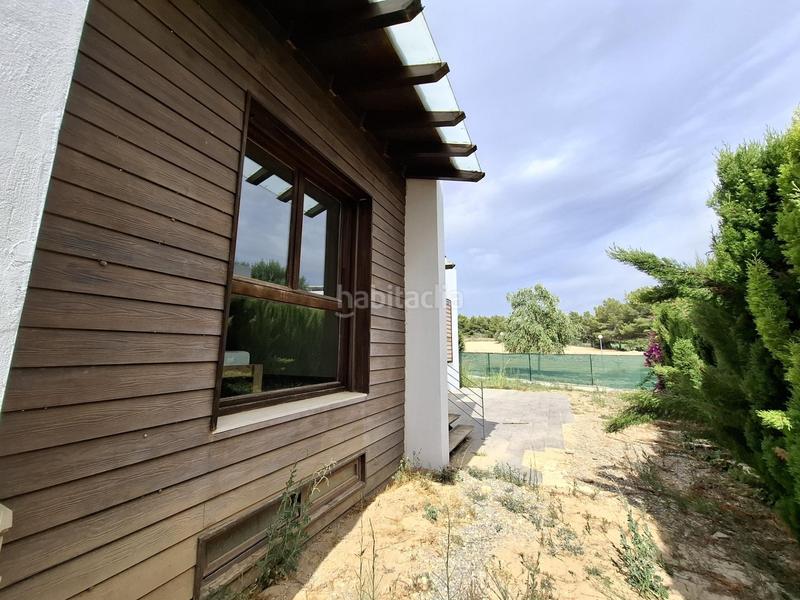Foto f7b119ad-1164-4bae-bc31-94a59eaaa3c0. Chalet con parcheggio piscina in El Bosque Chiva