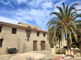 Maison jumelée à Monòver. Casa de campo en monóvar  finca pareada lista para entrar a vivi