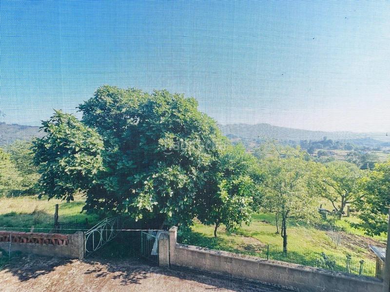Foto 12f8392d-bd59-4755-b3eb-ea02143d51a9. Casa en fresneu 1 casa de pueblo mas tres fincas y cuadra en Cabranes