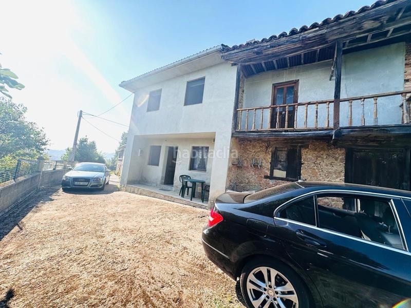 Foto 2be862a5-acec-43a9-839a-829bdbad3389. Casa en fresneu 1 casa de pueblo mas tres fincas y cuadra en Cabranes