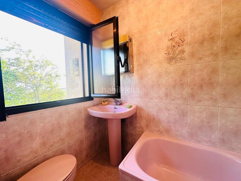 Foto d2f8b8e5-2640-4f57-9d53-9d31e5a36e4a. Casa en fresneu 1 casa de pueblo mas tres fincas y cuadra en Cabranes