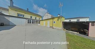 Maison à Foz. Casa con jardín y vistas al mar