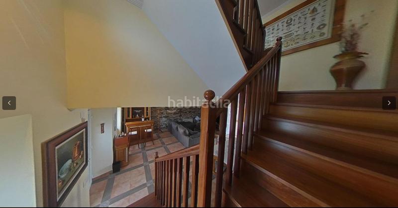 Foto a175dbe0-e4b6-4c28-a6b5-e2e0a030d9cf. Casa amb calefacció aparcament a Foz