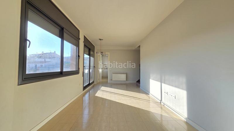 Foto 15aca179-c9ae-4964-a3a0-e8c093632083. Piso en valenti vintro 7 dúplex con terraza de 55m , 2 dormitorios y estudio año 2021 en Navarcles