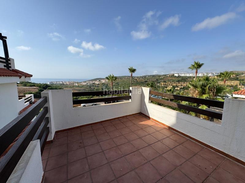 Foto 5b0cfaee-cf05-4be3-b071-80500d16875a. Apartamento oportunidad única con vistas al mar ! en Manilva
