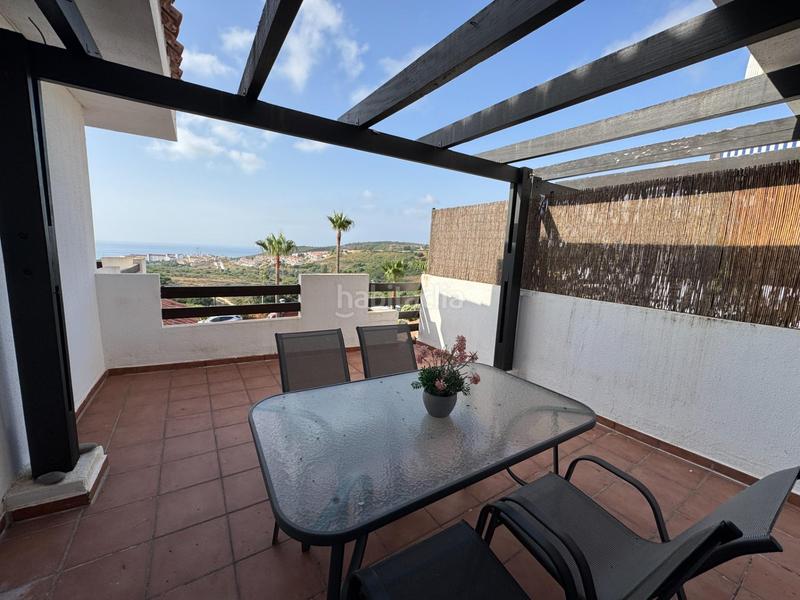 Foto 6bc979a2-83bd-43e7-ad95-5330604cbe18. Apartamento oportunidad única con vistas al mar ! en Manilva