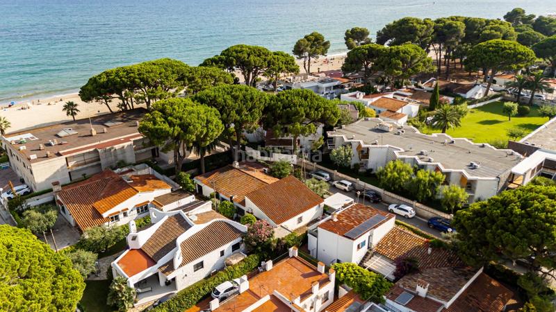 Foto 51d06643-012c-45b0-96c9-ae55b8e5da4e. Chalet con riscaldamento parcheggio in Vilafortuny Platja Cambrils