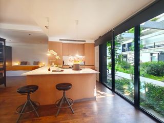 Apartament a Carrer de sancho de ávila 41. Loft con piscina