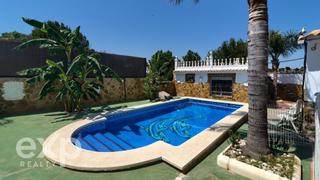 Chalet  Avenida los lagos. Chalet en los lagos