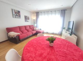 Pis  Calle de evaristo valle 32. Se vende estupendo piso de 4 habitaciones todo exterior en en la