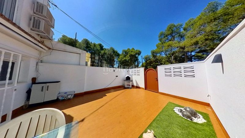 Foto c91c8ca1-ea6f-4b2a-b2e3-b45c753b5031. Casa adossada amb aparcament a pla de maset - cap de Salou Salou