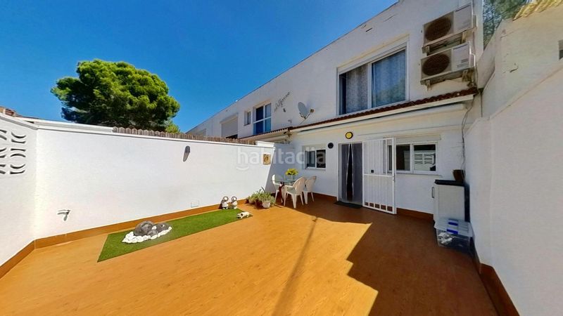Foto 47d78a6c-3e00-4443-a6a2-72b90cdafa9d. Casa adossada amb aparcament a pla de maset - cap de Salou Salou