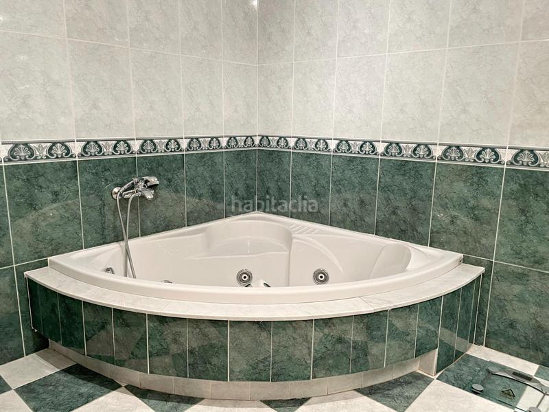 Foto f3d37213-802f-453c-8fff-917301239fe9. Appartamento con riscaldamento parcheggio in Casco Urbano Vinaròs