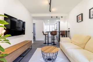 Lloguer Pis  Reina. Piso reformado de 4 habitaciones en el canbanyal