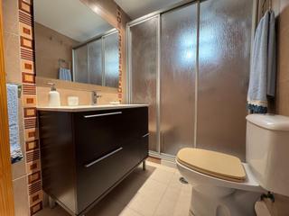 Piso en San Luis de Sabinillas. Amplio piso reformado de 4 dormitorios en san luis de sabinillas