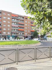 Pis  Ntra sra de guadalupe. Se vende piso totalmente reformado junto a avenida juan carlos i