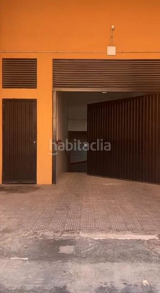Foto f7eb37ca-854a-42f5-bd4f-98d202d432c2. Aparcament cotxe a Nuevo Centro Sagunt