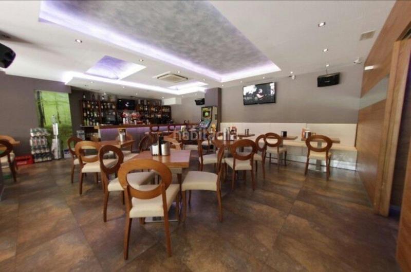 Foto 69fae51b-f0e5-4d63-8049-04e643683617. Alquiler local comercial cafetería en calle italia 3, almeria en Almería